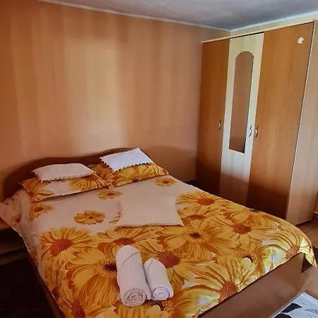 Casa De Vacanta * Valcea
